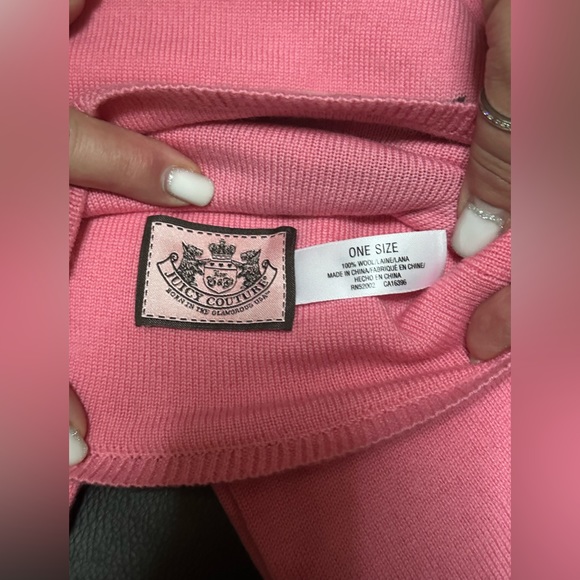 New! Juicy Couture Girls Hat And Scarf Set For Ages 4-8 - Picture 3 of 4